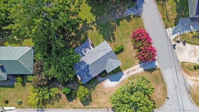 2800 Edwards Road, Taylors, SC 29687