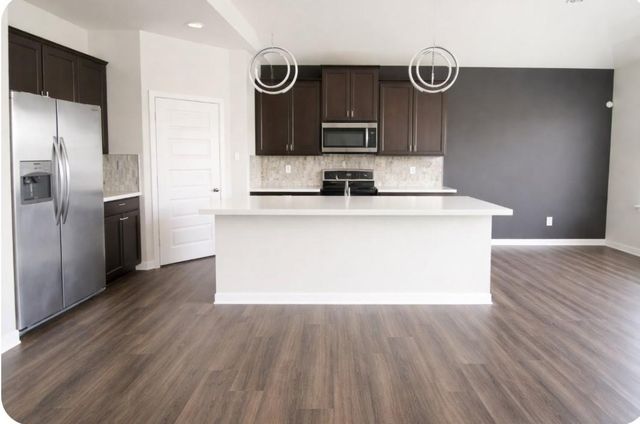 10831 Sugar Pine Lane, Rosharon, TX 77583