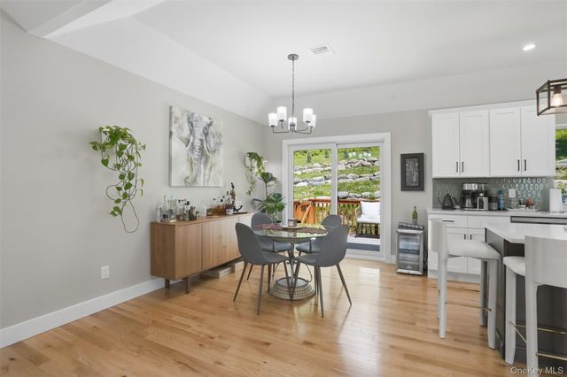 110 N Drury Lane, Newburgh, NY 12550