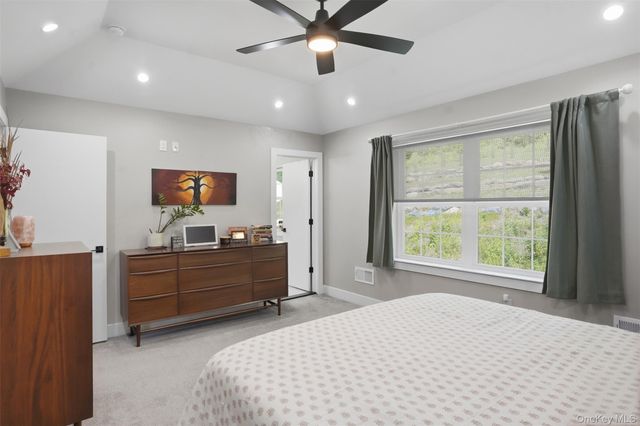 110 N Drury Lane, Newburgh, NY 12550