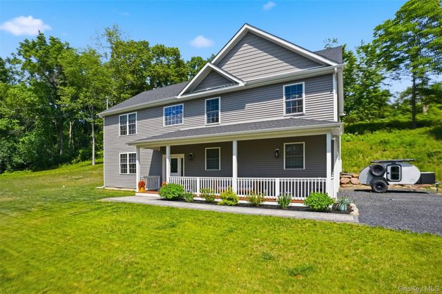 110 N Drury Lane, Newburgh, NY 12550