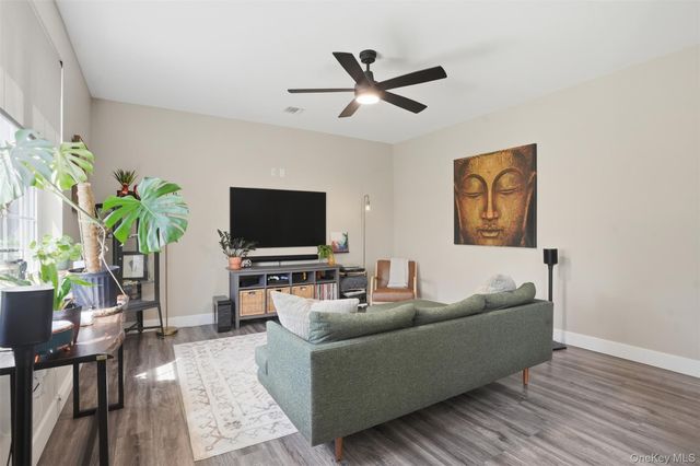 110 N Drury Lane, Newburgh, NY 12550