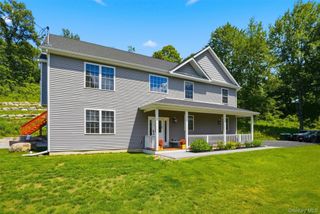 110 N Drury Lane, Newburgh, NY 12550