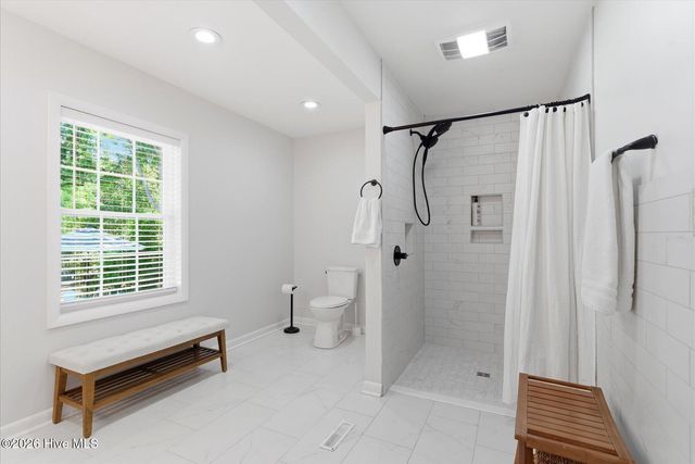 305 River Drive, Southport, NC 28461