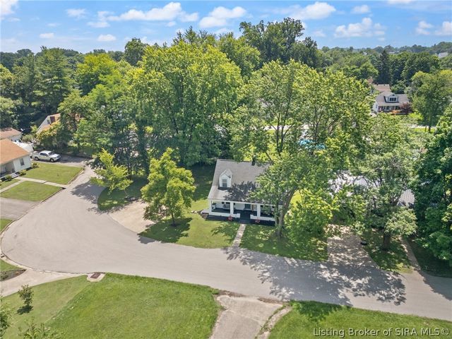 345 Oriole Drive, Charlestown, IN 47111