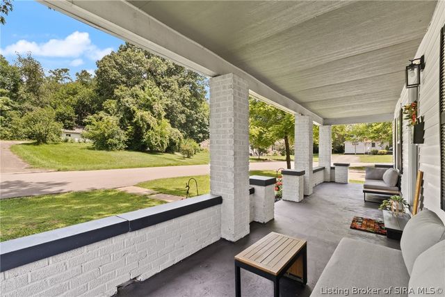 345 Oriole Drive, Charlestown, IN 47111