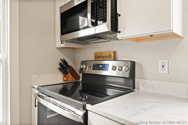 345 Oriole Drive, Charlestown, IN 47111