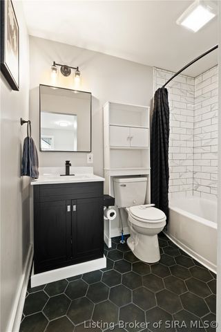 345 Oriole Drive, Charlestown, IN 47111