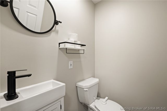 345 Oriole Drive, Charlestown, IN 47111