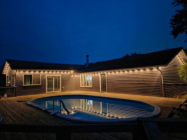 750 Forest Park Drive, Dixon, IL 61021