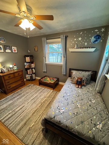 902 South Street, Shirley, IN 47384