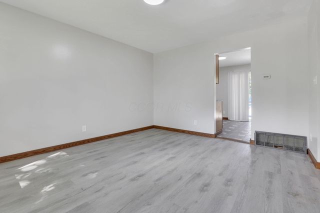 1588 Fall Brook Road, Columbus, OH 43223