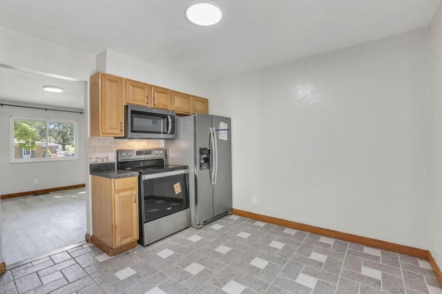 1588 Fall Brook Road, Columbus, OH 43223