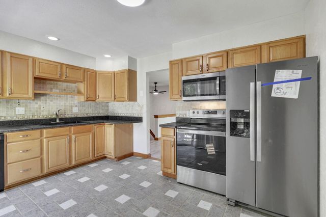 1588 Fall Brook Road, Columbus, OH 43223