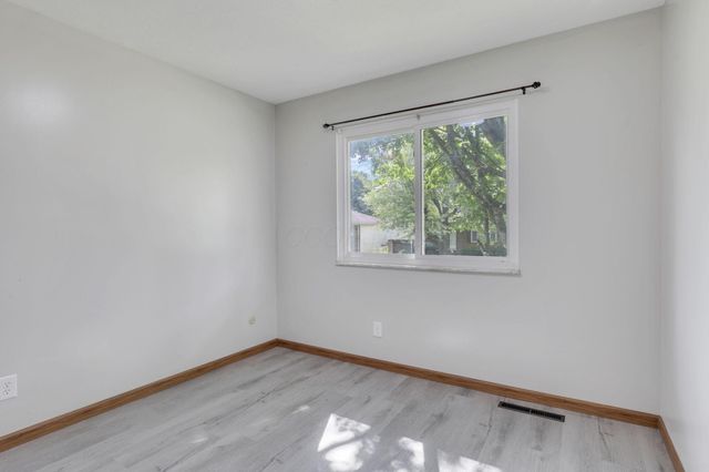1588 Fall Brook Road, Columbus, OH 43223