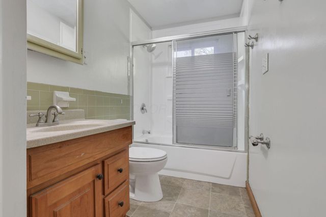 1588 Fall Brook Road, Columbus, OH 43223