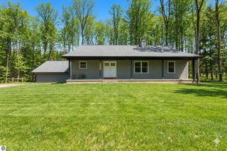 4214 Antioch Drive, Mesick, MI 49668