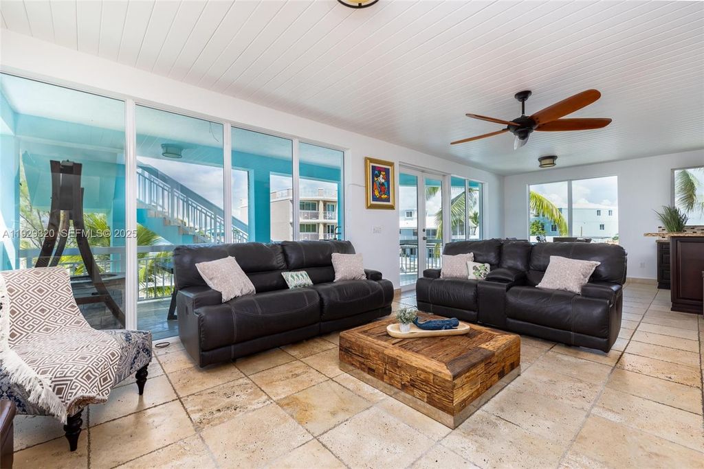 Image 18 of property listing at 107 Hilson Ct, Tavernier, FL 33070