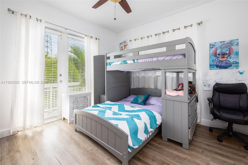 Image 30 of property listing at 107 Hilson Ct, Tavernier, FL 33070