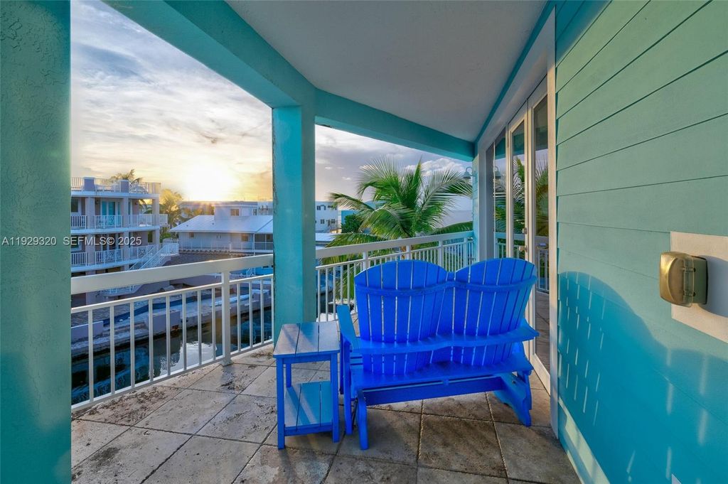 Image 40 of property listing at 107 Hilson Ct, Tavernier, FL 33070