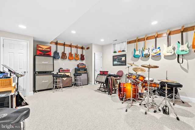 2108 GOLD MINE RD, Brookeville, MD 20833