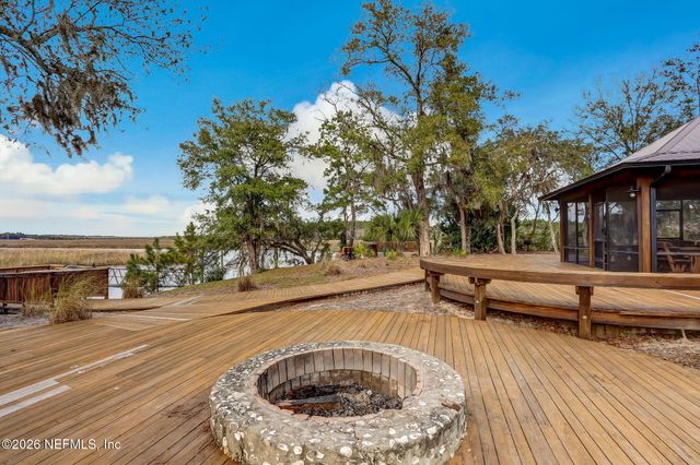 85101 SAGAPONACK Drive, Fernandina Beach, FL 32034