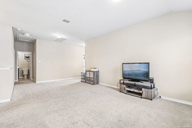 12335 ERSTEIN VLY, Selma, TX 78154