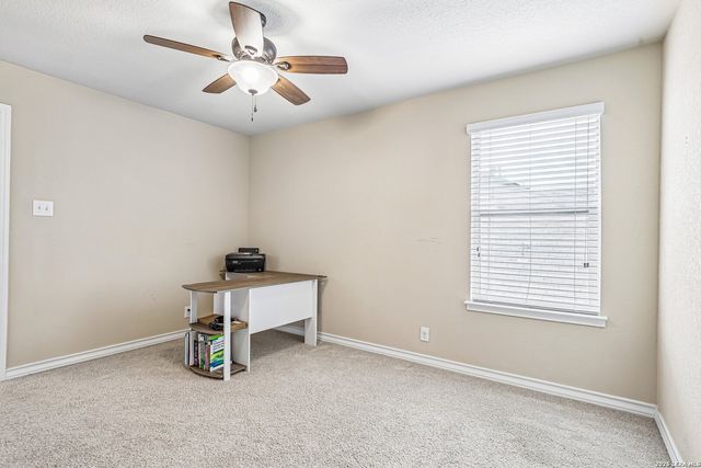 12335 ERSTEIN VLY, Selma, TX 78154