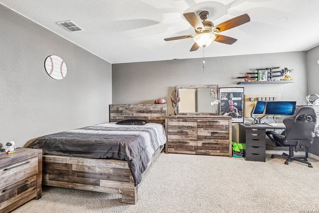 12335 ERSTEIN VLY, Selma, TX 78154