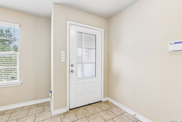 12335 ERSTEIN VLY, Selma, TX 78154
