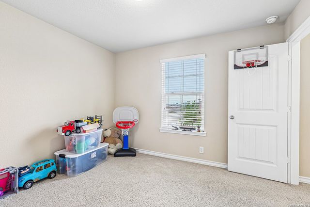 12335 ERSTEIN VLY, Selma, TX 78154