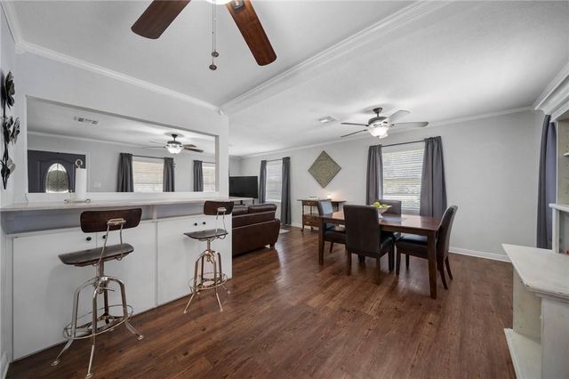 101 Easy Street, Valley Mills, TX 76689