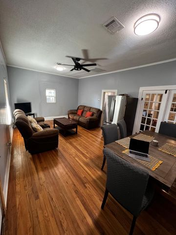 201 S Post Oak Street, Winnsboro, TX 75494