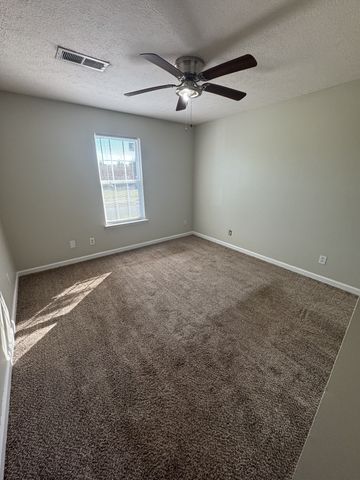 161 Ingle Dr Apt C2, Morrison, TN 37357