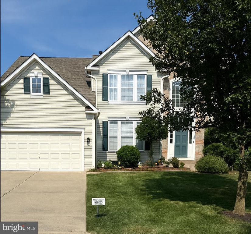 10040 FALL RAIN DR, Laurel, MD 20723