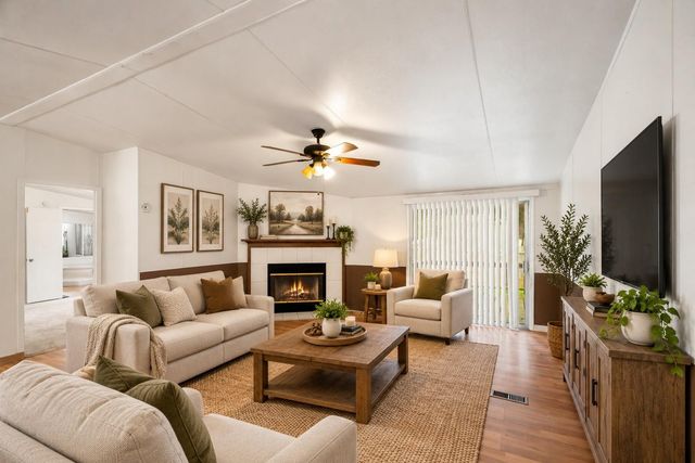 191 Aquarius Road, Conroe, TX 77306