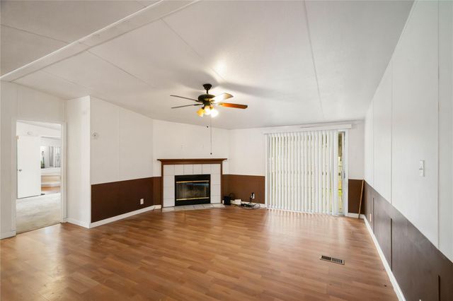 191 Aquarius Road, Conroe, TX 77306