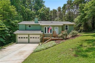 659 Sunshine Trace NW, Acworth, GA 30102
