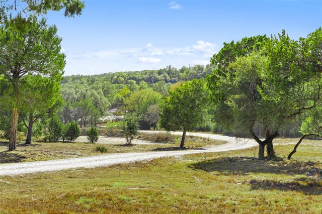 1151 Fawn Valley DR, Canyon Lake, TX 78133