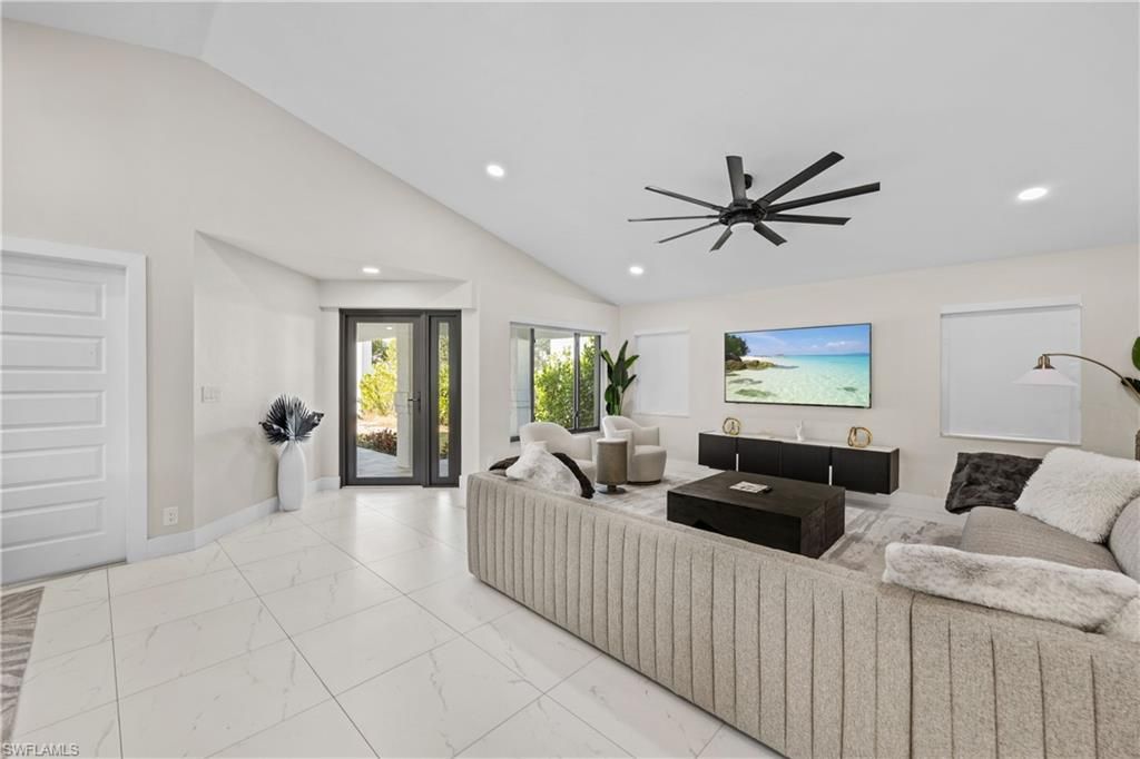 841 91st AVE N, NAPLES, FL 34108 — photo 4