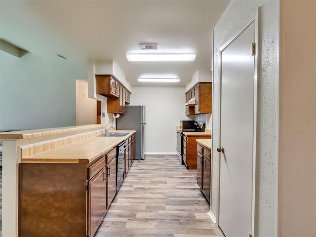 6209 Woodvale Drive, League City, TX 77573