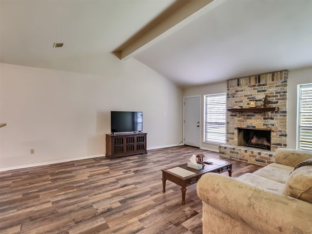 6209 Woodvale Drive, League City, TX 77573