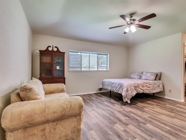 6209 Woodvale Drive, League City, TX 77573