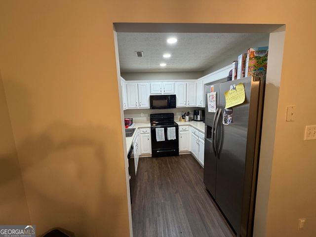 2028 Big Cypress Lane, Locust Grove, GA 30248