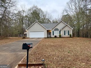 2028 Big Cypress Lane, Locust Grove, GA 30248