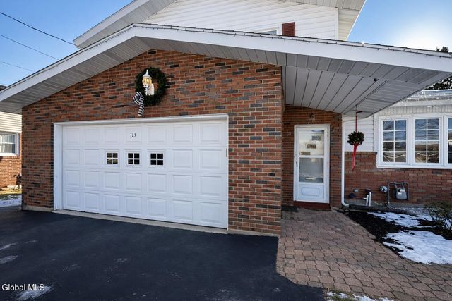 113 Russell Road Floor 2, Albany, NY 12203