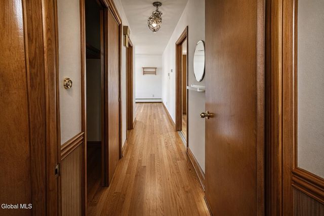 113 Russell Road Floor 2, Albany, NY 12203