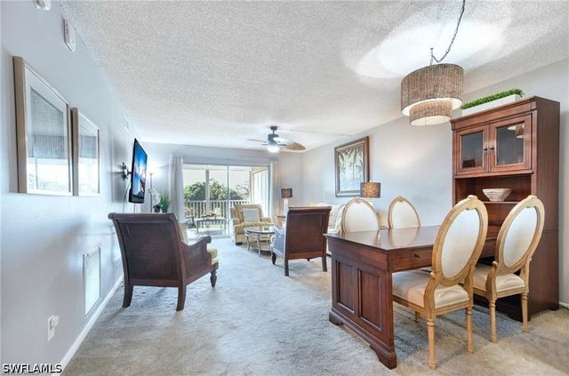 5651 Rattlesnake Hamm RD C-201, Naples, FL 34113