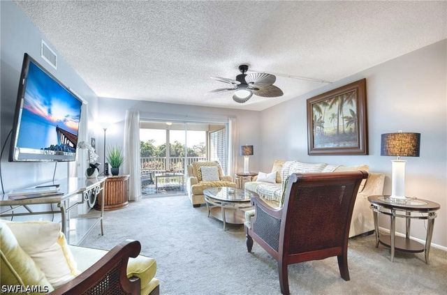 5651 Rattlesnake Hamm RD C-201, Naples, FL 34113