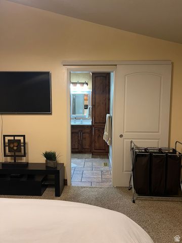 11159 S VIA ENCANTADA WAY, South Jordan, UT 84095